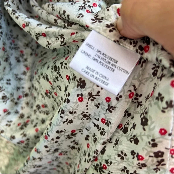 Talbots Green Utility Jacket with Collared Neckline and Lightweight Design - Picture 2 of 8